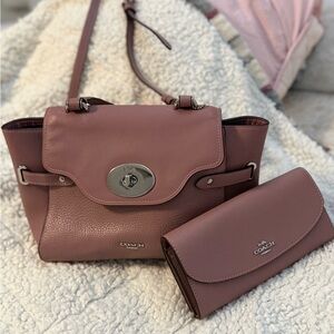 ✨Coach Women's Dusty Rose (Mauve) Leather Shoulder Bag and Matching Wallet✨ EUC